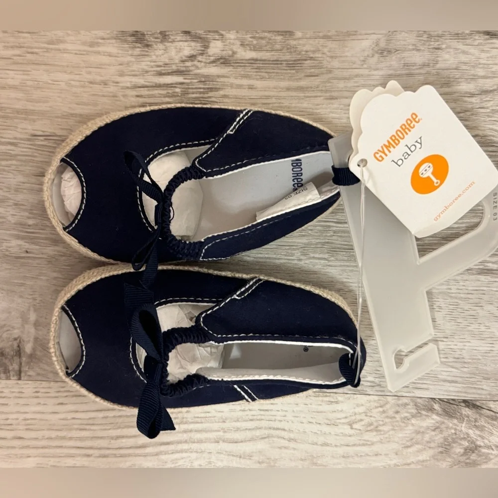 Gymboree baby girl, size 3, navy sandals new with tags